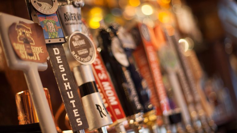 bpt happy hours
